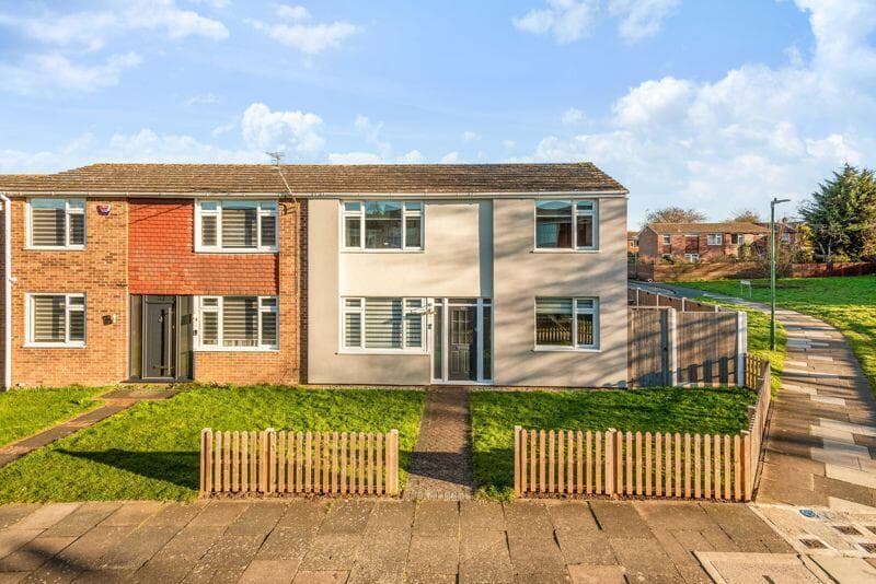 50 Hanbury Walk, Bexley DA5 2JJ, UK